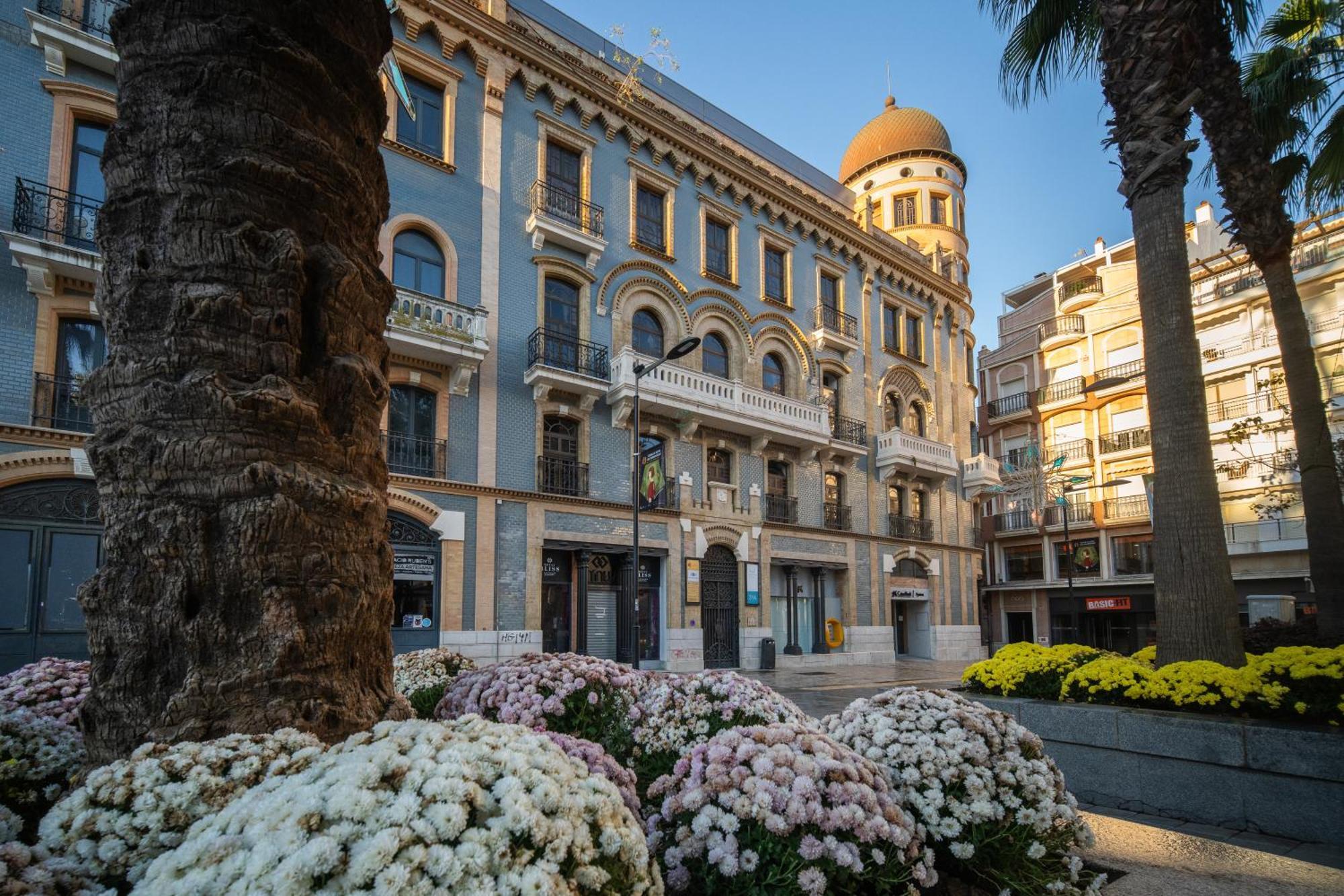 Conjunto De Apartamentos Antiguo Palacio Hotel Paris Уэльва Экстерьер фото