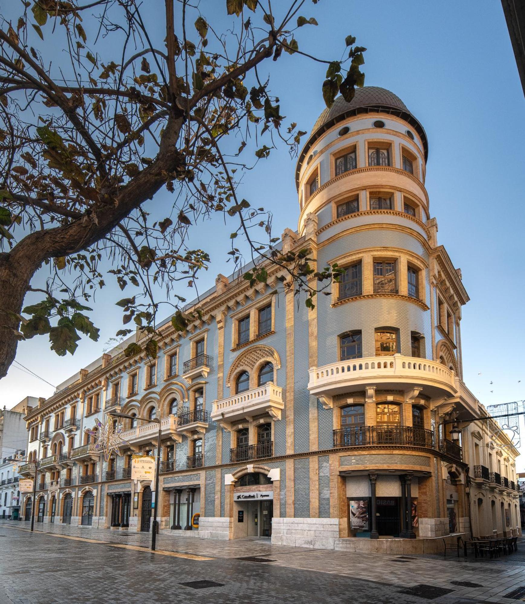 Conjunto De Apartamentos Antiguo Palacio Hotel Paris Уэльва Экстерьер фото